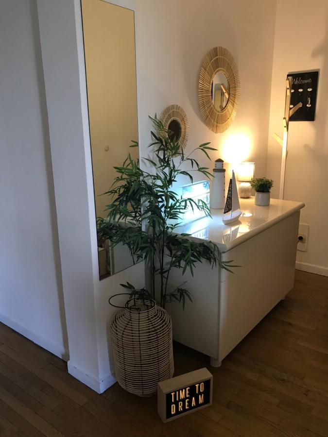 Charmant Appartement Au Coeur De Juan Les Pins Антиб Экстерьер фото